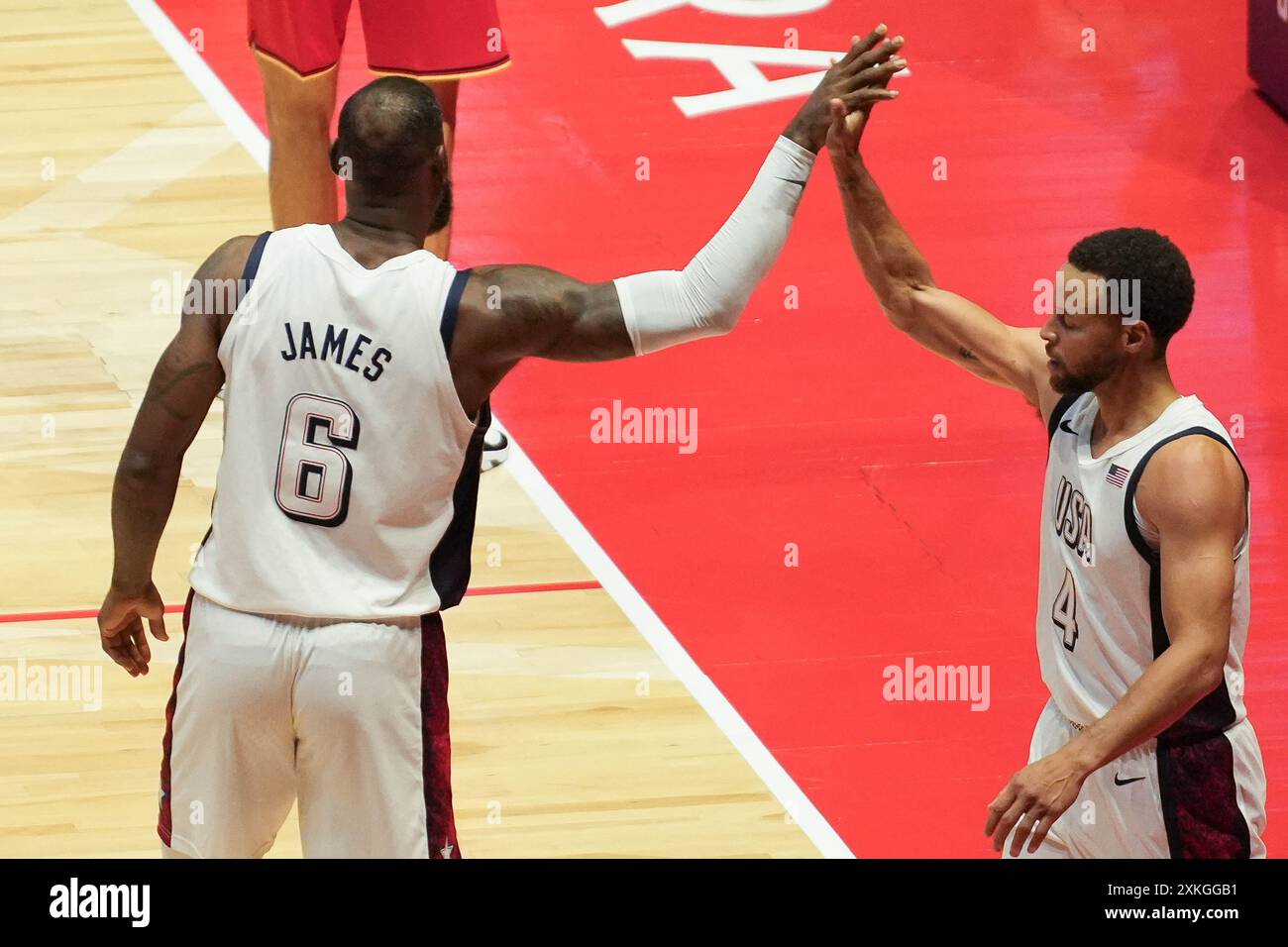 London, UK. 22nd July, 2024. STEPHEN CURRY AND LEBRON JAMES TEAM USA ...