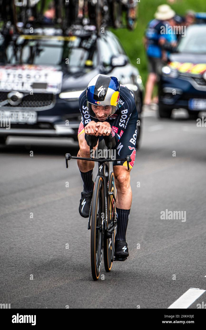 Primož roglic tour de france hi-res stock photography and images - Alamy