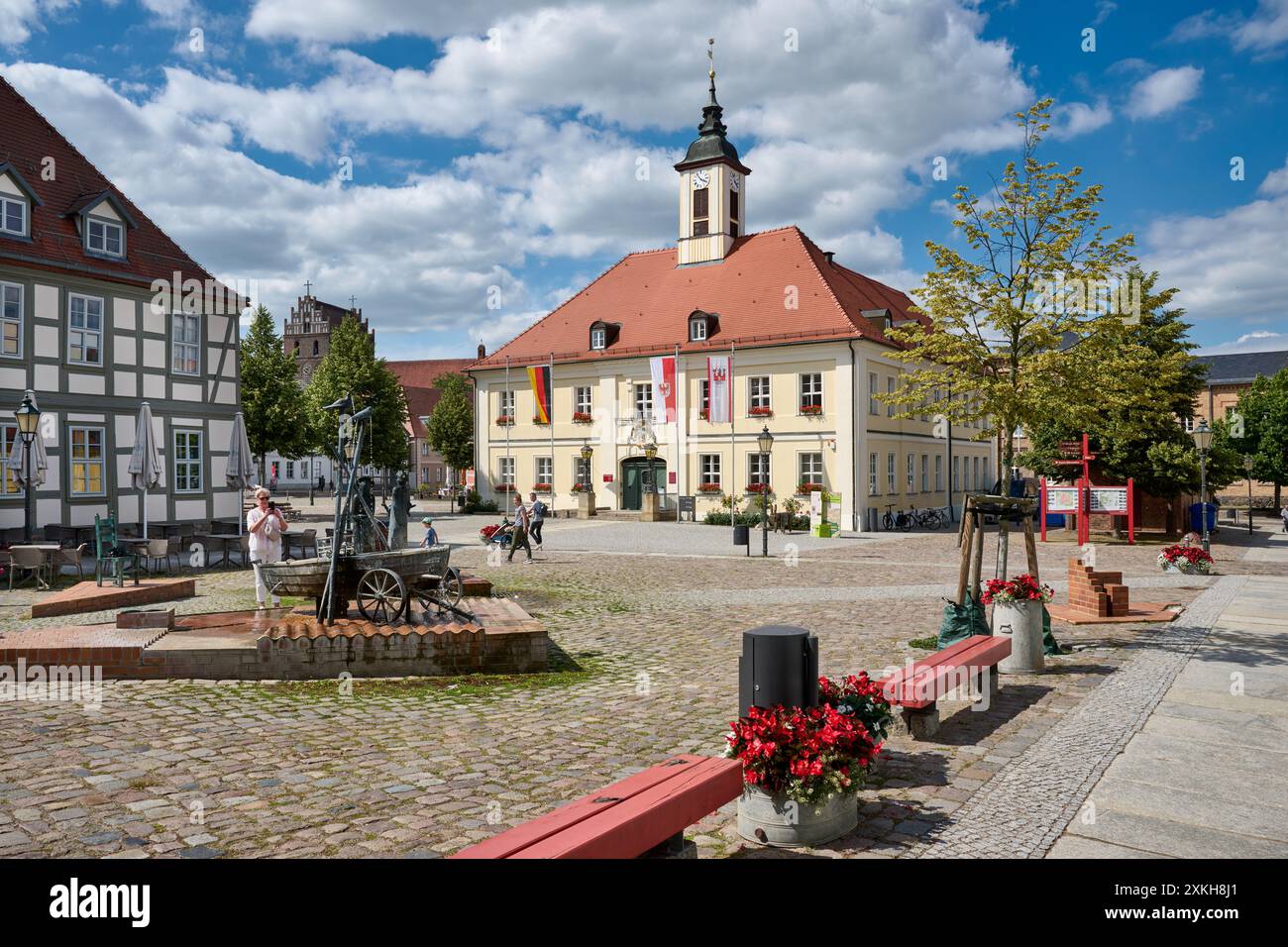 Fountain, Market Square and Historic Town Hall of Angermuende, Uckermark, Brandenburg, Germany, Europe Stock Photo