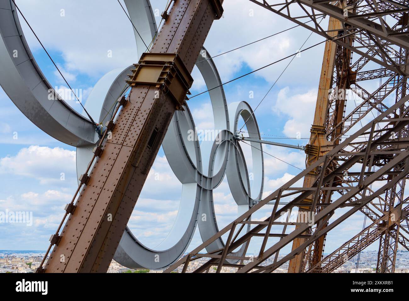 Paris olympics 2024 countdown hi-res stock photography and images - Alamy