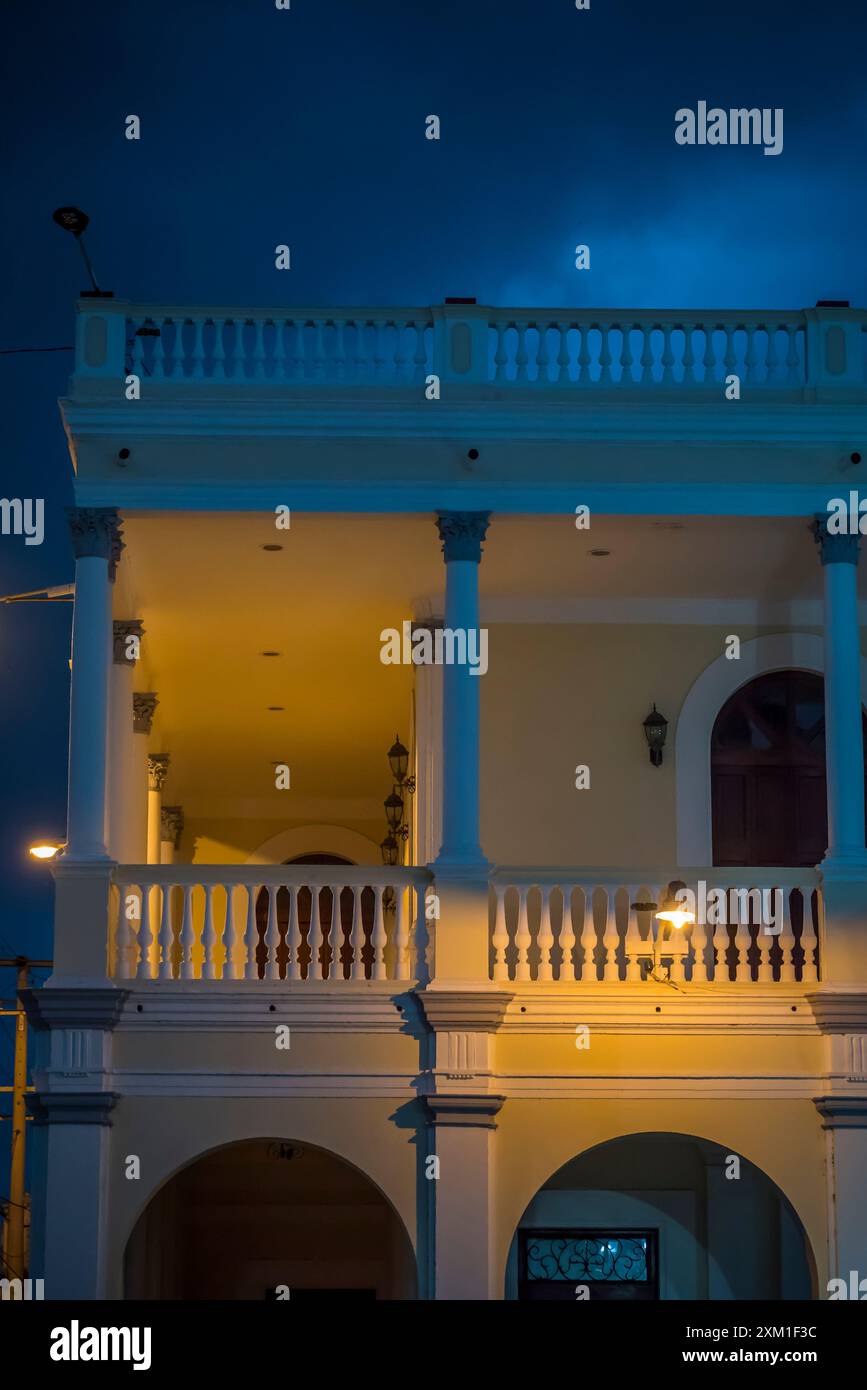 Historical architecture at the Plaza de la Independencia, Independence Square, also known as the 'Plaza de los Leones',  Granada, Nicaragua Stock Photo