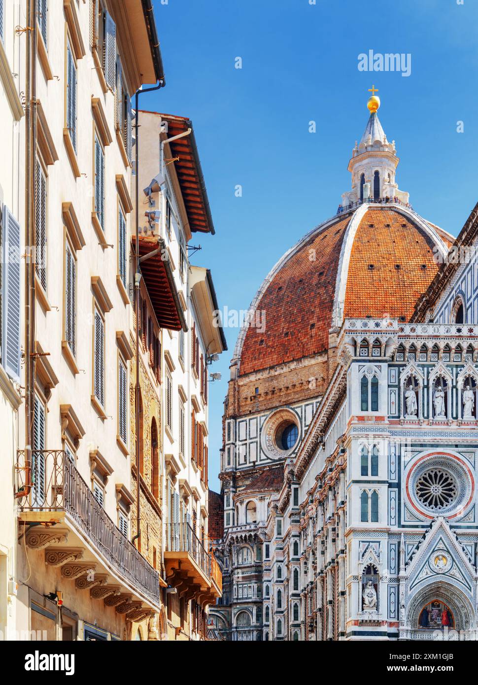 Dome of the florence cathedral hi-res stock photography and images - Alamy