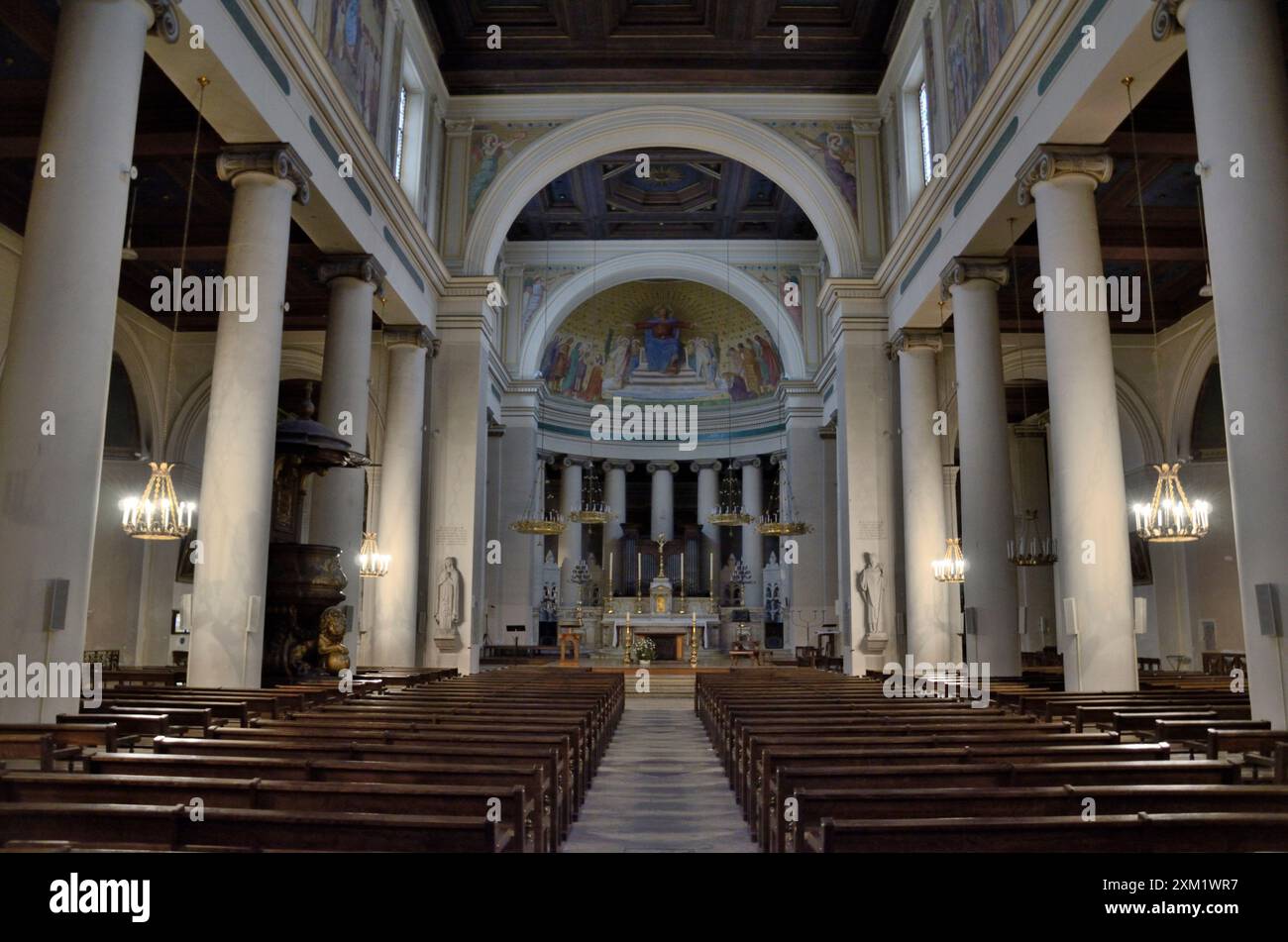 Eglise de st germain hi-res stock photography and images - Alamy