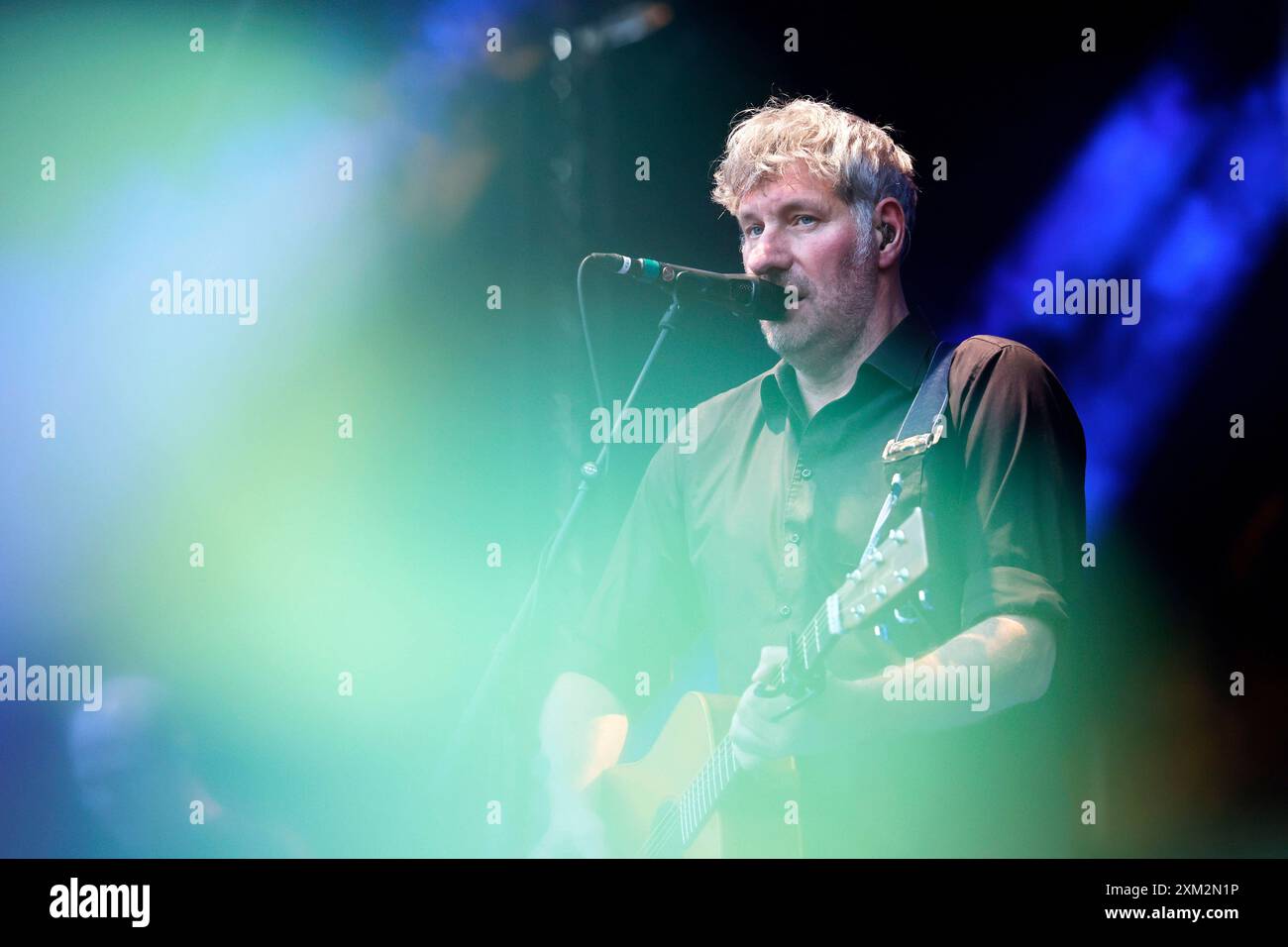 Singer Murcus Sänger Marcus Wiebusch von der Band Kettcar live bei ihrem Auftritt im ...