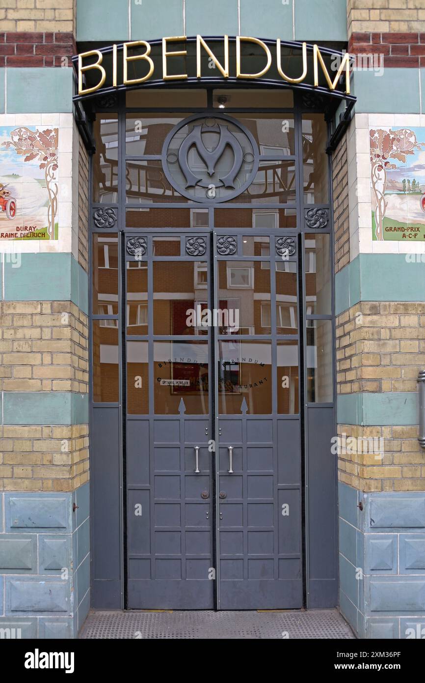 London, United Kingdom - November 18, 2013: Entrance to Bibendum Restaurant at Michelin House Cultural Landmark Fulham Road Chelsea. Stock Photo