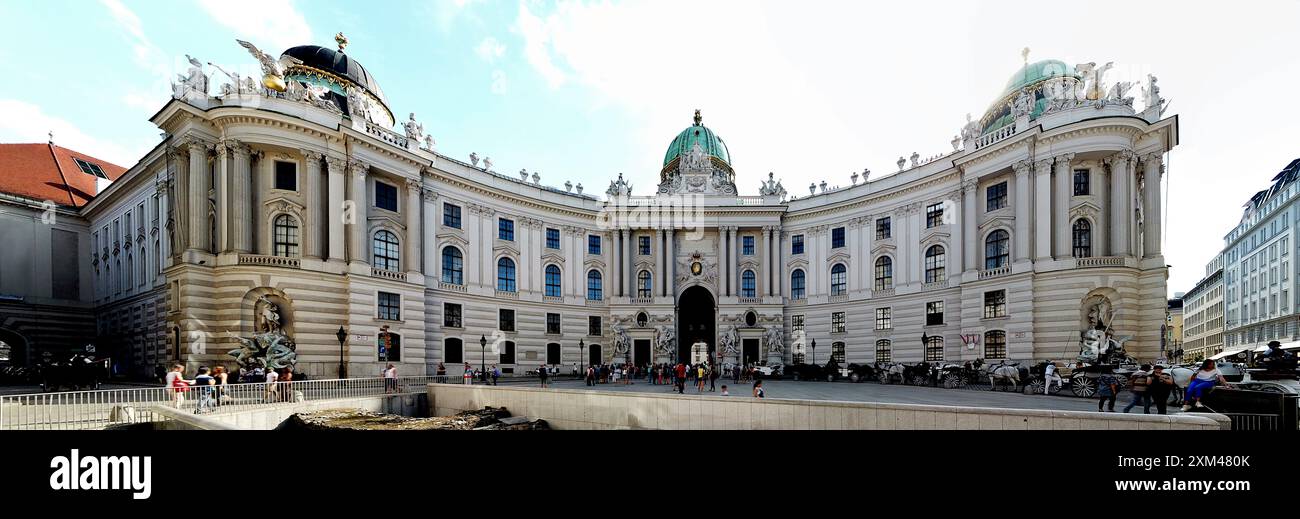 Alte hofburg altstadt architektur bauwerk fiaker gebaude hofburg ...