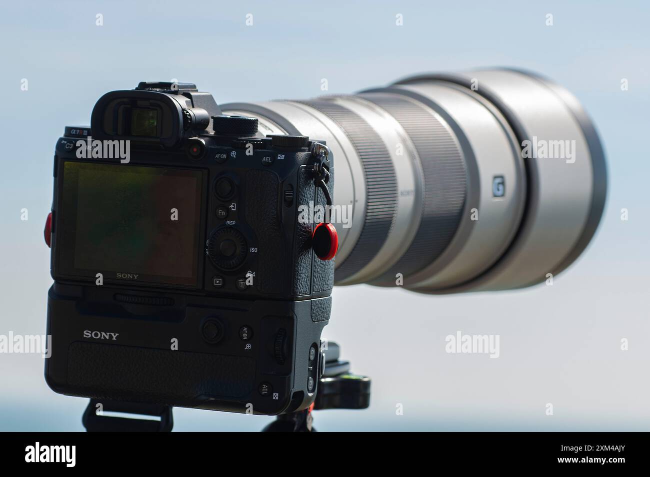 Camer tripod hi-res stock photography and images - Alamy