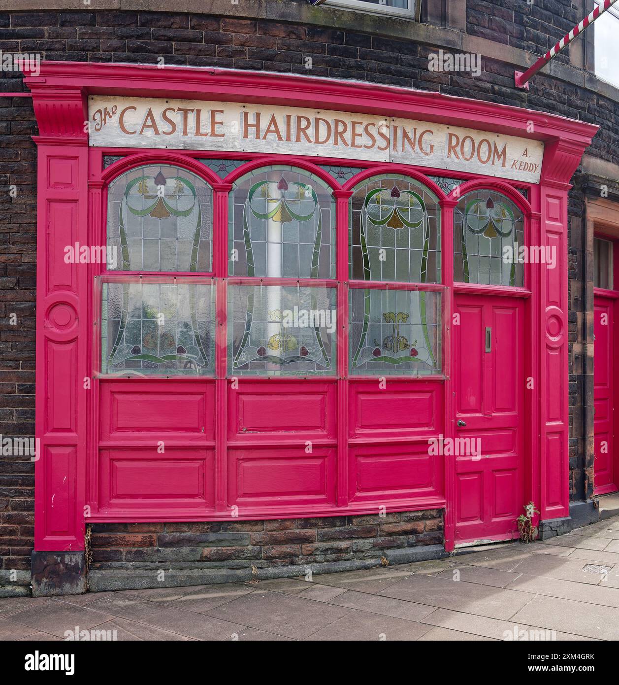 Hairdressing room hi-res stock photography and images - Alamy