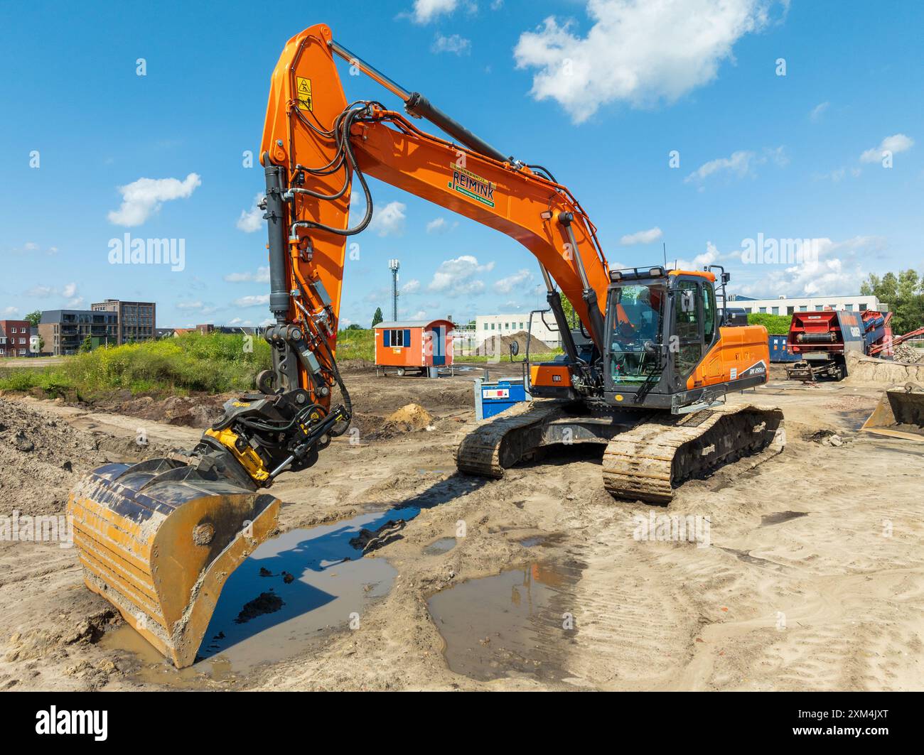 Empty construction site hi-res stock photography and images - Alamy