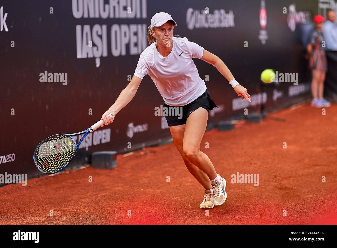Iasi, Iasi, Romania. 24th July, 2024. Lea Boskovic (CRO) returns with forehand during the UNICREDIT IASI OPEN Iasi, Romanias - Womens Tennis, WTA250 (Credit Image: © Mathias Schulz/ZUMA Press Wire) EDITORIAL USAGE ONLY! Not for Commercial USAGE! Stock Photo