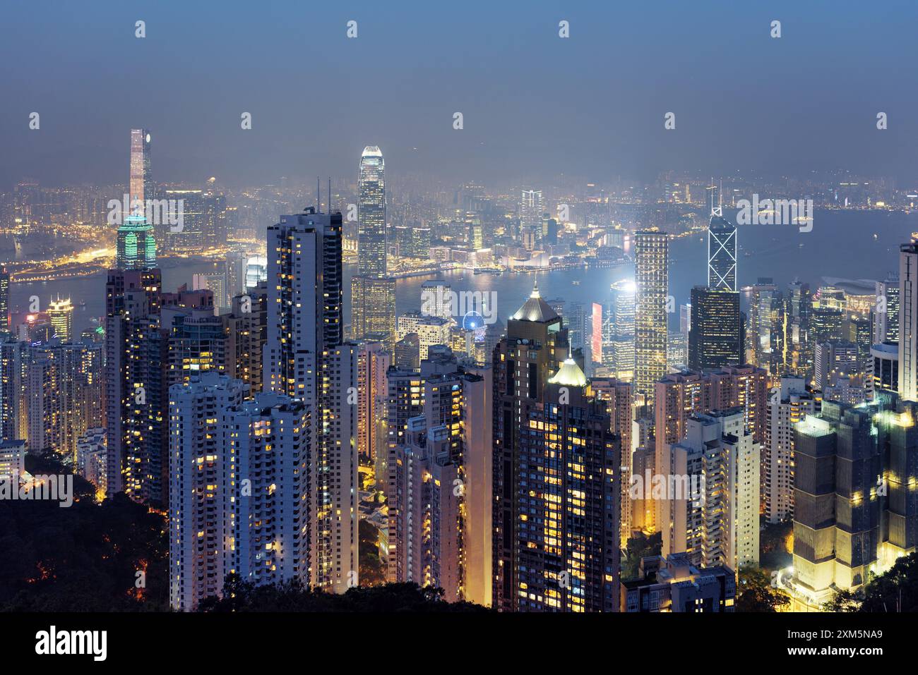 Beautiful view of Hong Kong city from the Victoria Peak at eveni Stock ...