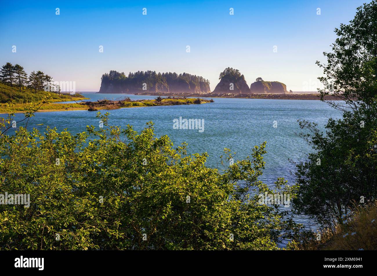 Meeting river water hi-res stock photography and images - Alamy