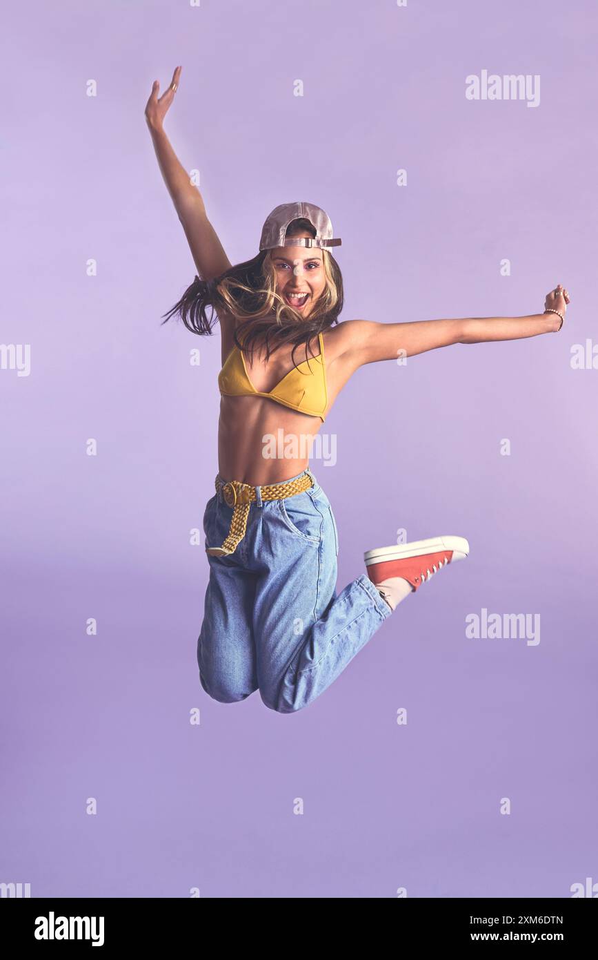 90s fashion in studio hi res stock photography and images Alamy