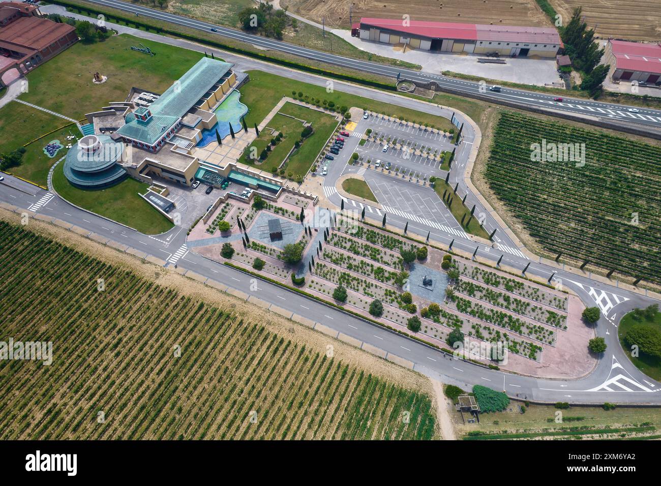 Briones Wine Hi res Stock Photography And Images Alamy briones-wine-hi-res-stock-photography-and-images-alamy
