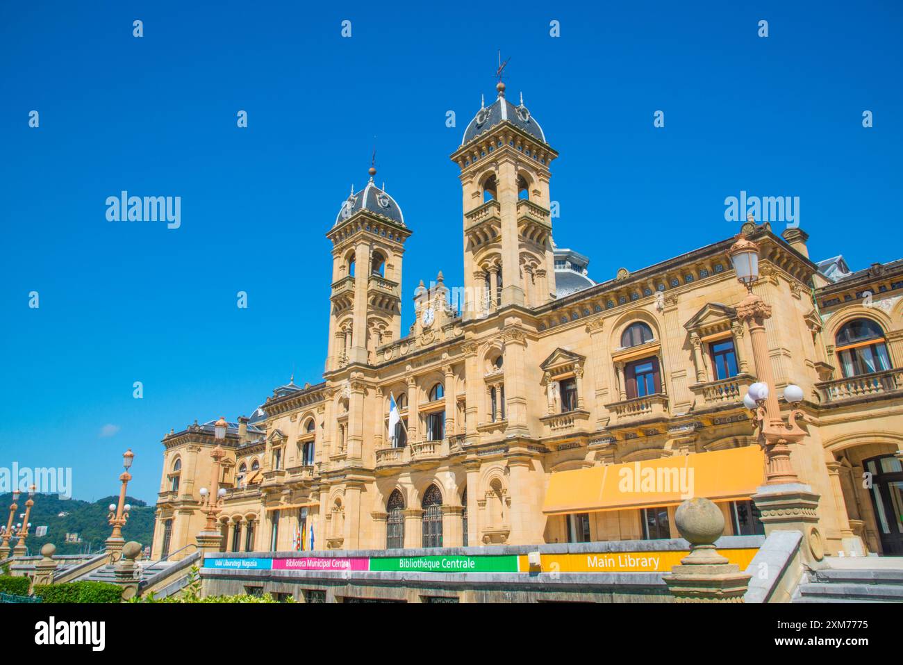 Turismo san sebastian hi-res stock photography and images - Alamy