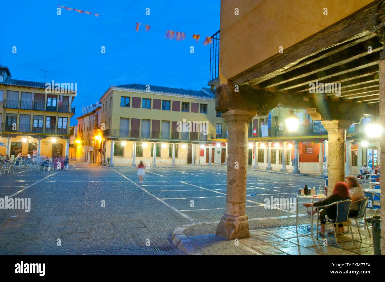 Soportales plaza mayor de leon hi-res stock photography and images - Alamy