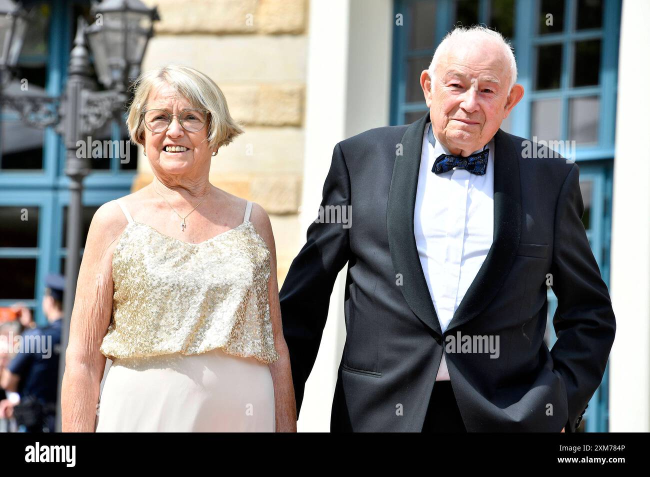 Günther Beckstein mit Ehefrau Marga Beckstein bei der Eröffnung der 112 ...