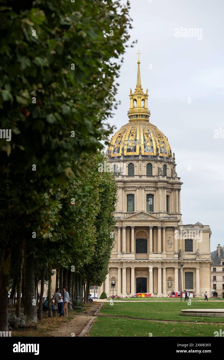 pariz-francuska-26th-july-2024-the-atmosphere-ahead-of-the-opening