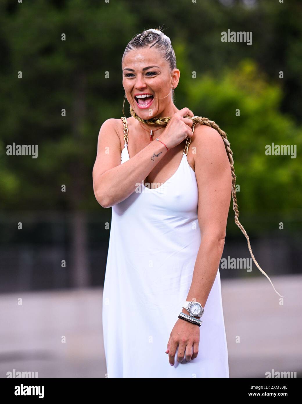 ロールプーローLaure Boulleau フランス代表直筆サイン入り