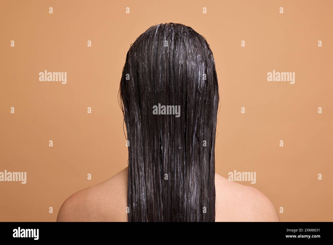 Woman applied hair mask hi-res stock photography and images - Alamy