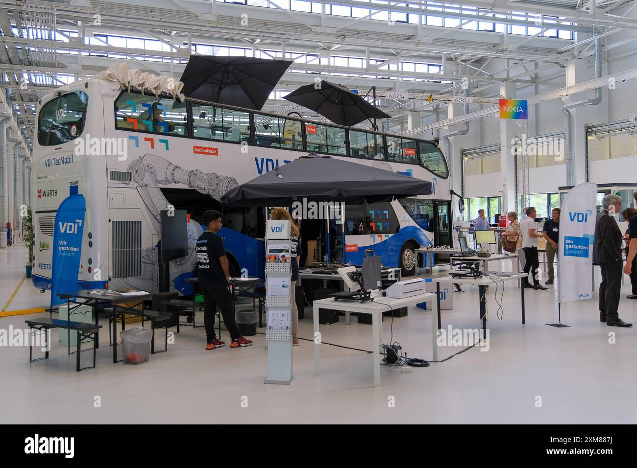 Stuttgart Verein Deutscher Ingenieure, VDI, Roll-Out TecMobil, 25.07. ...