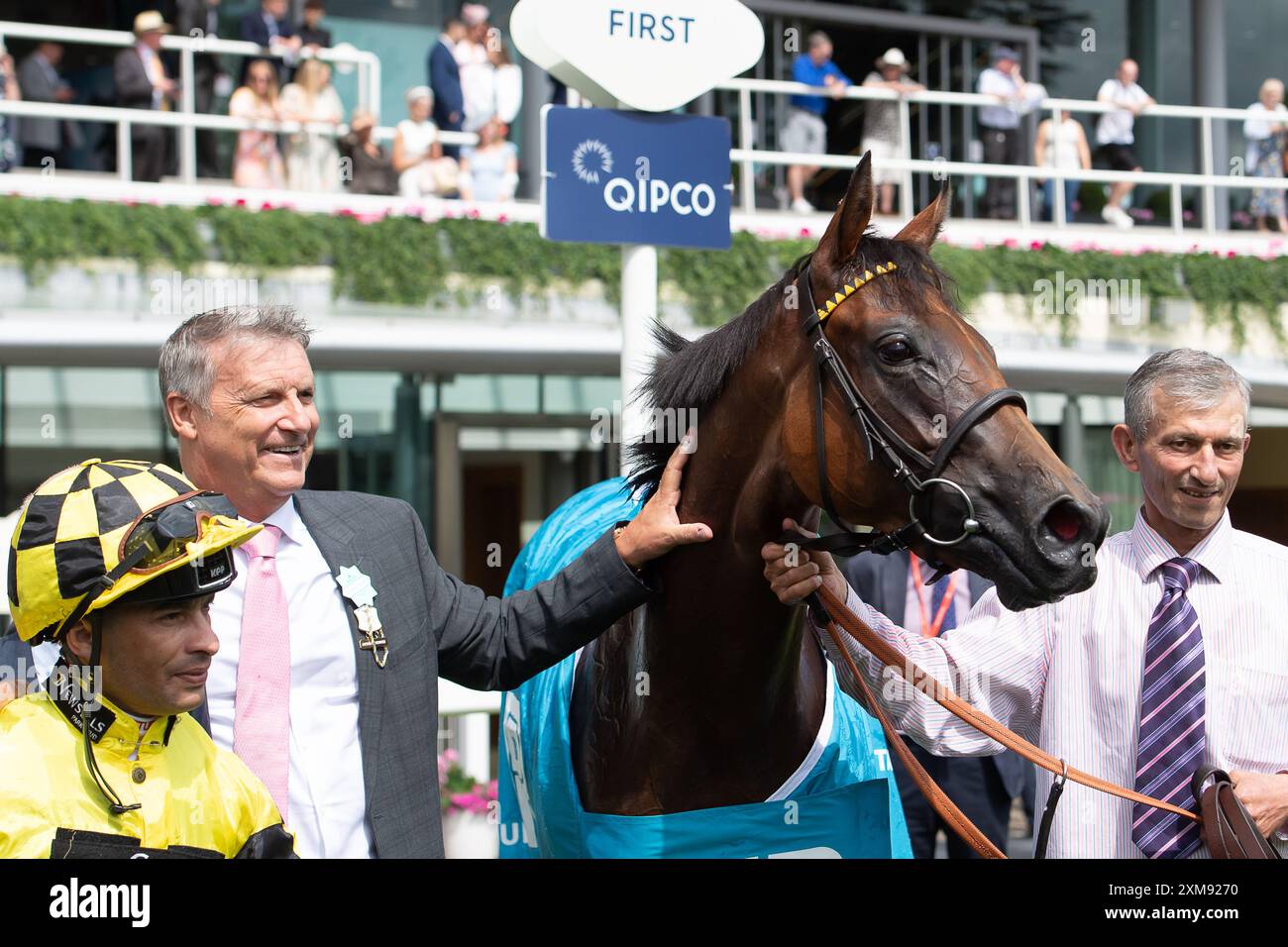 Ascot, Berkshire, UK. 26th July, 2024. Horse Miss Fascinator ridden by jockey Silvestre De Sousa wins the John Guest Racing British EBF Fillies' Novice Stakes at the QIPCO King George Friday at Ascot Racecourse, Berkshire. Owner Newsells Park Stud-Ardiles/Brazil/Hoddle, Trainer Roger Varian, Newmarket, Breeder Stephen Sullivan, Sponsor Newsells Park Stud Limited. Credit: Maureen McLean/Alamy Live News Stock Photo