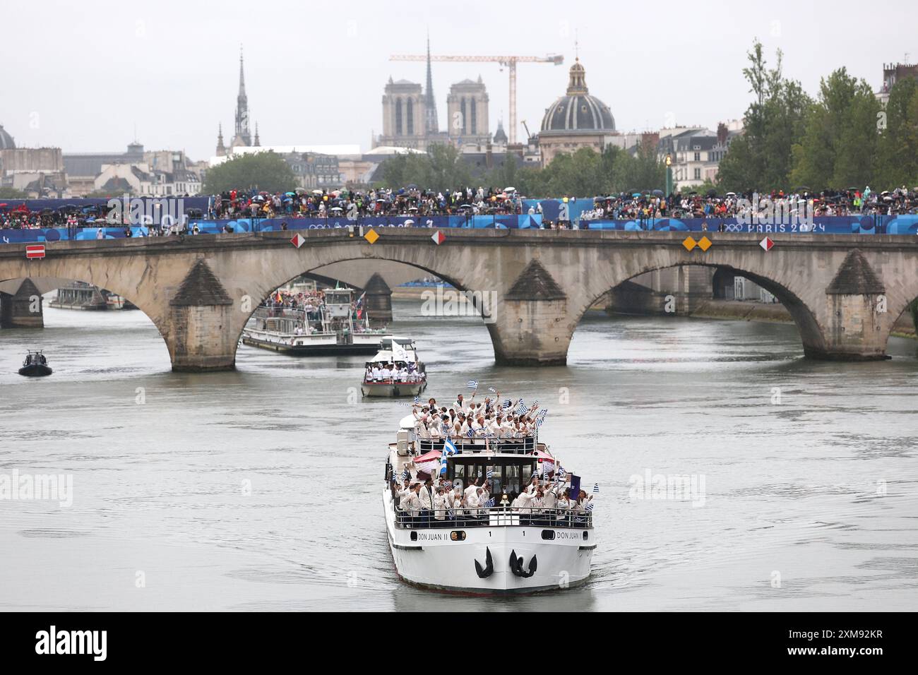(240726) -- PARIS, July 26, 2024 (Xinhua) -- Members of the Greek delegation are seen during the opening ceremony of the Paris 2024 Olympic Games in Paris, France, July 26, 2024. (Xinhua/Li Gang) Stock Photo