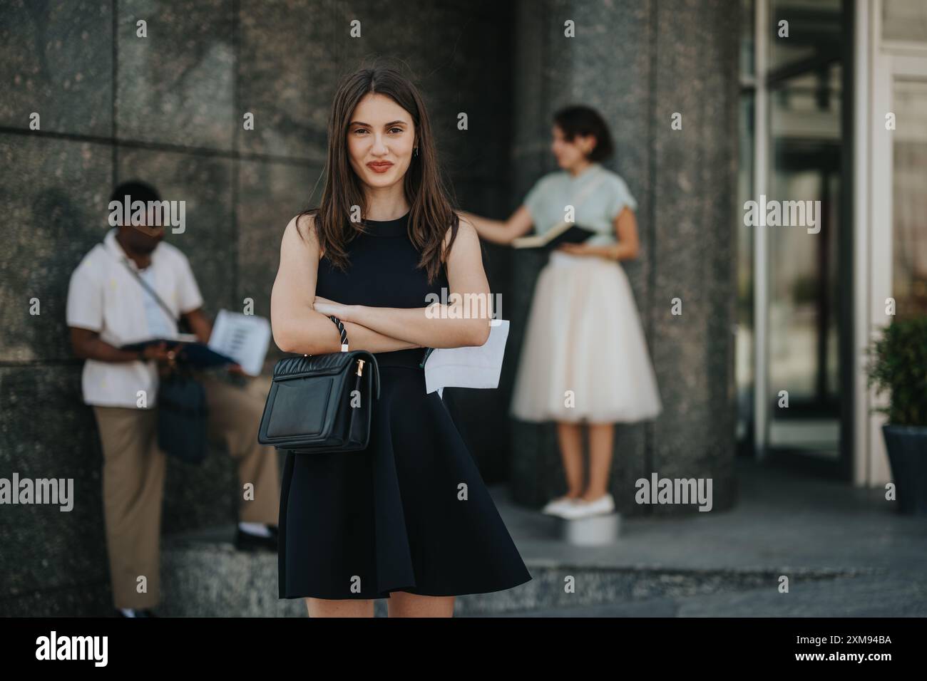 Business district formal dress hi-res stock photography and images - Alamy