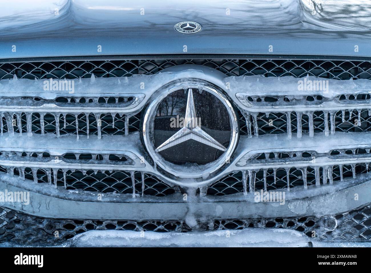 Weather and identity hi-res stock photography and images - Alamy