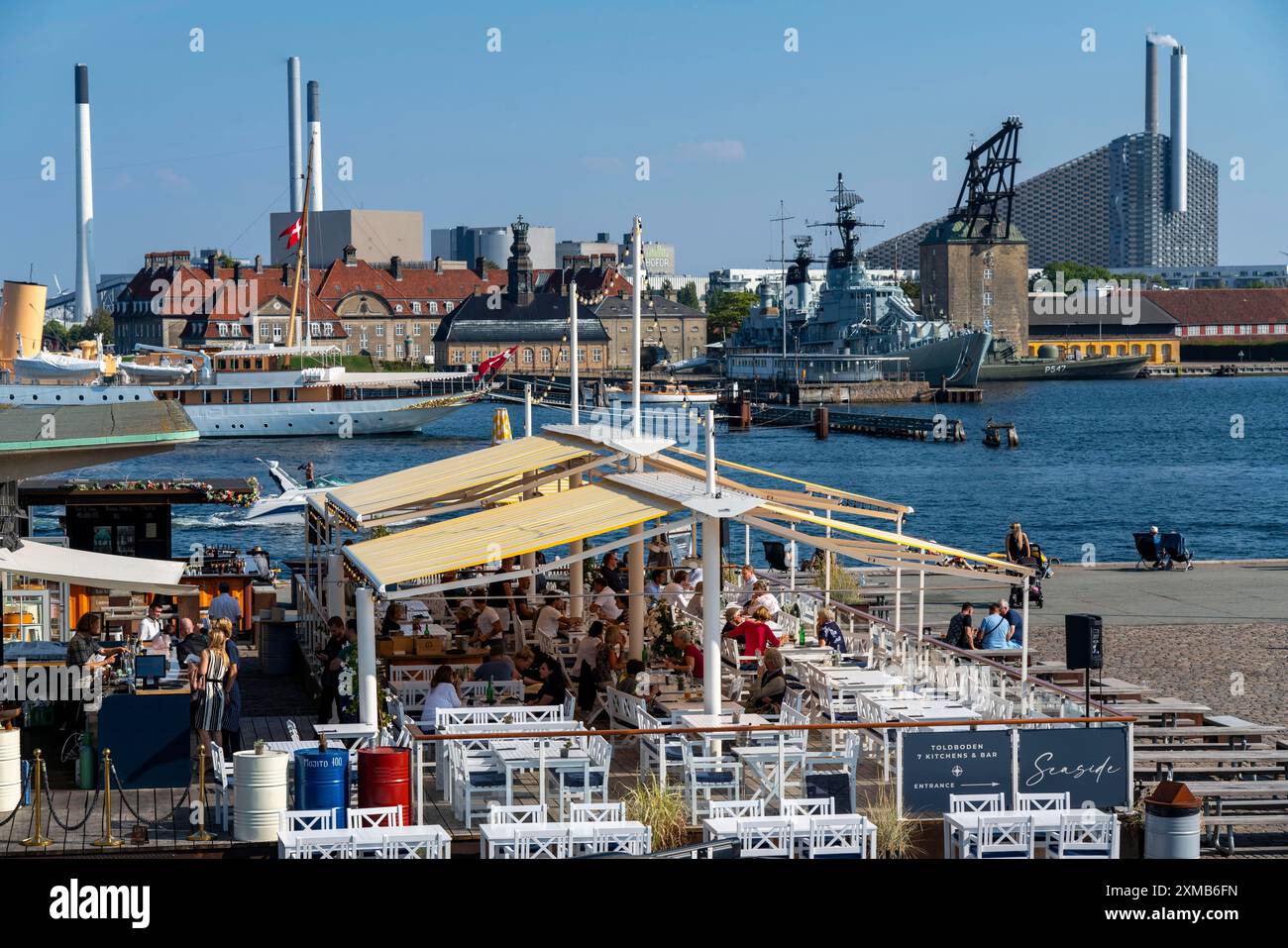 Pier, shore at Nordre Toldbod, restaurant, terrace Seaside Toldboden, harbour, at Langelinie Park, Copenhagen, Denmark Stock Photo