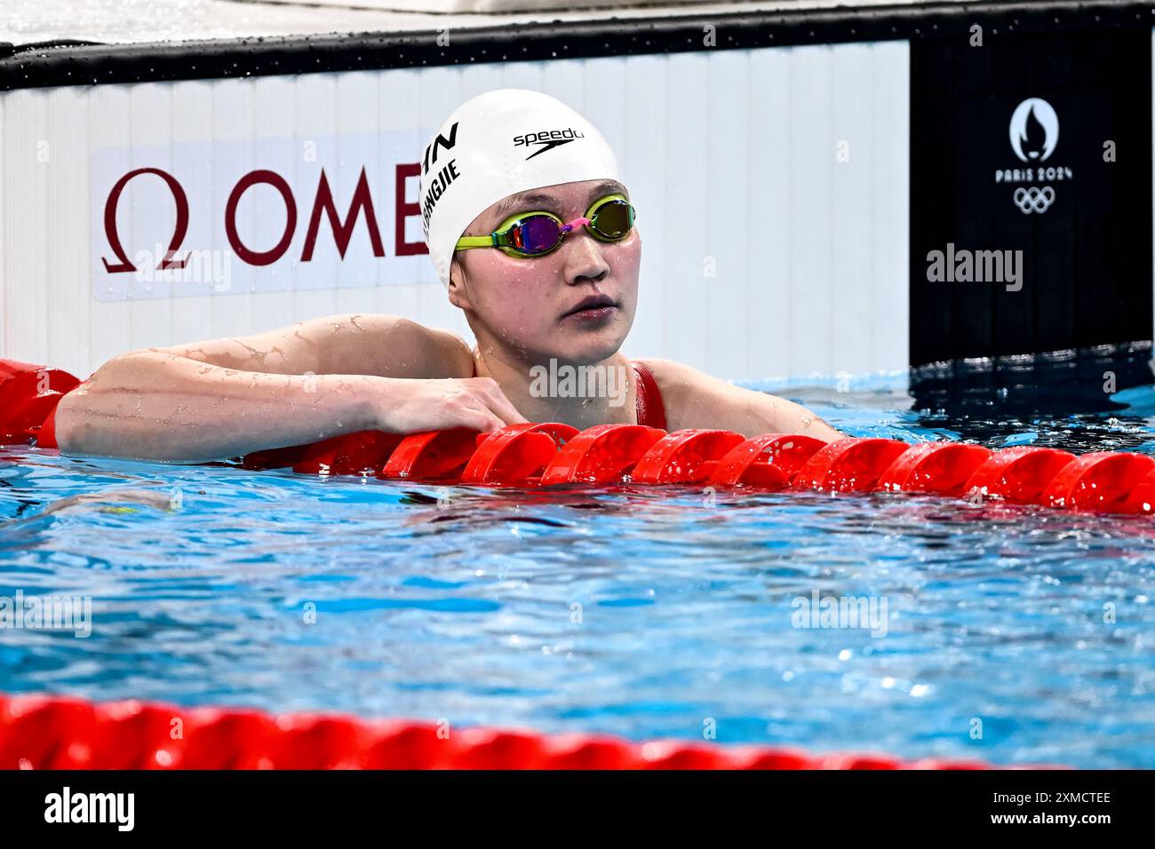 Paris, France. 27th July, 2024. Bingjie Li of China reacts after ...
