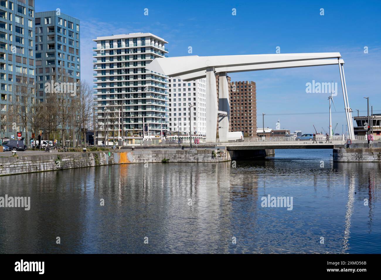 Kattendijkdok, harbour basin, with Lodenbrug bridge, old harbour district, Het Eilandje of Antwerp, formerly disreputable, dingy district, now Stock Photo