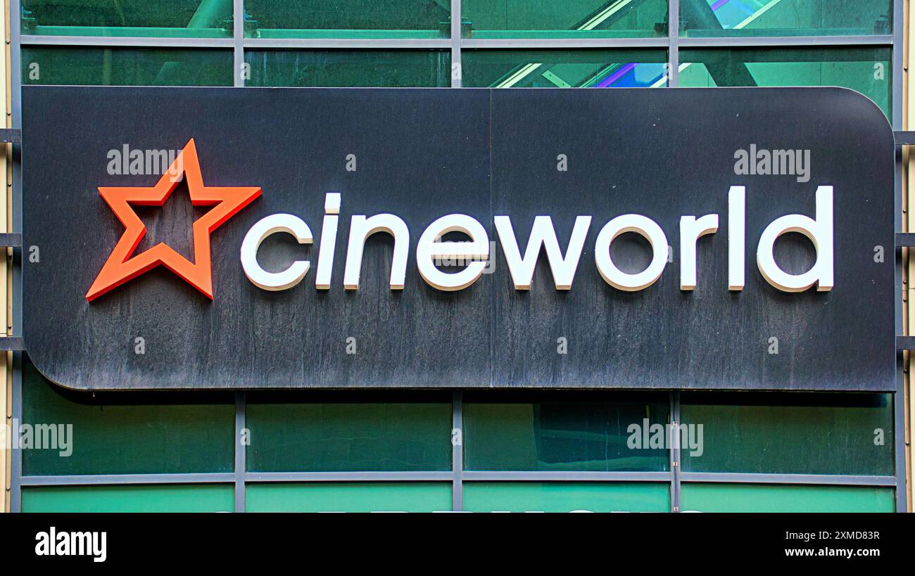 Glasgow, Scotland, UK. 27thJuly, 2024: Cineworld in trouble announcing closures amidst poor financial results. Credit Gerard Ferry /Alamy Live News Stock Photo