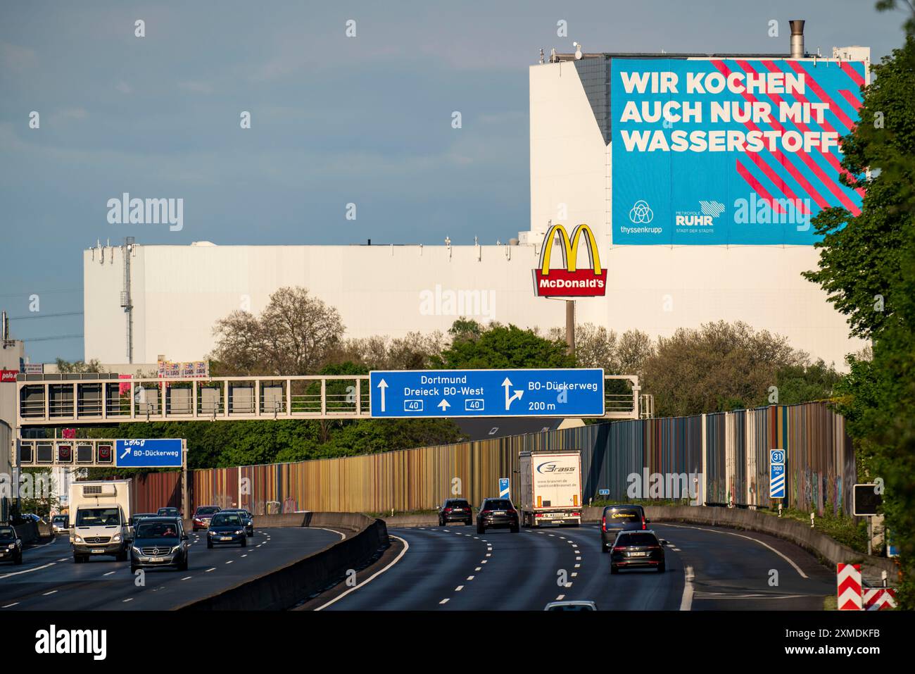 A40 motorway, thyssenkrupp Steel Europe AG Bochum plant, advertising for hydrogen as an energy source, joint advertising campaign with Metropole Stock Photo