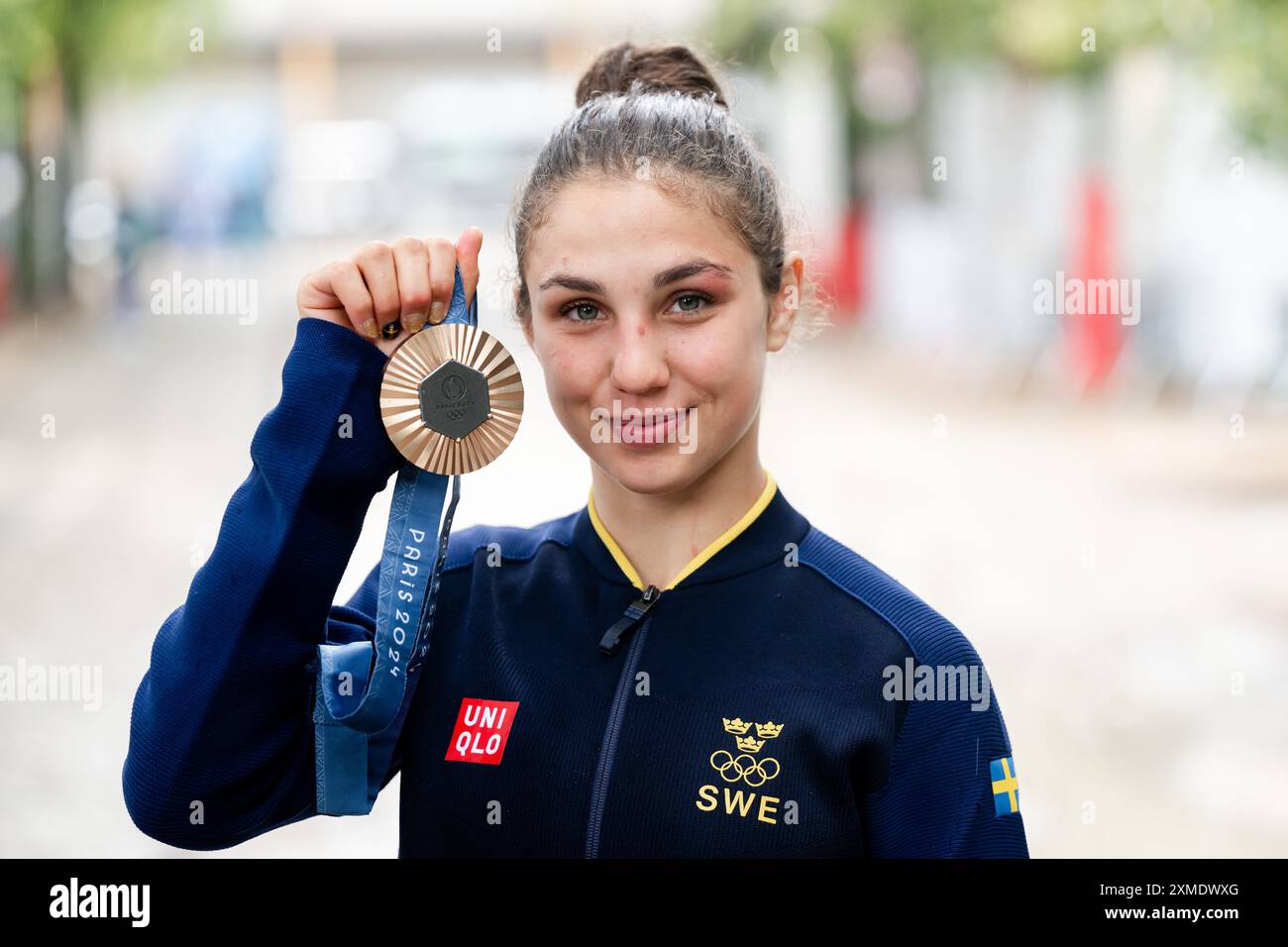 Tara Babulfath of, Sweden. , . celebrates with her bronze medal after the  women's -60kg bronze medal judo match during day 1 of the Paris 2024  Olympic Games on July 27, 2024