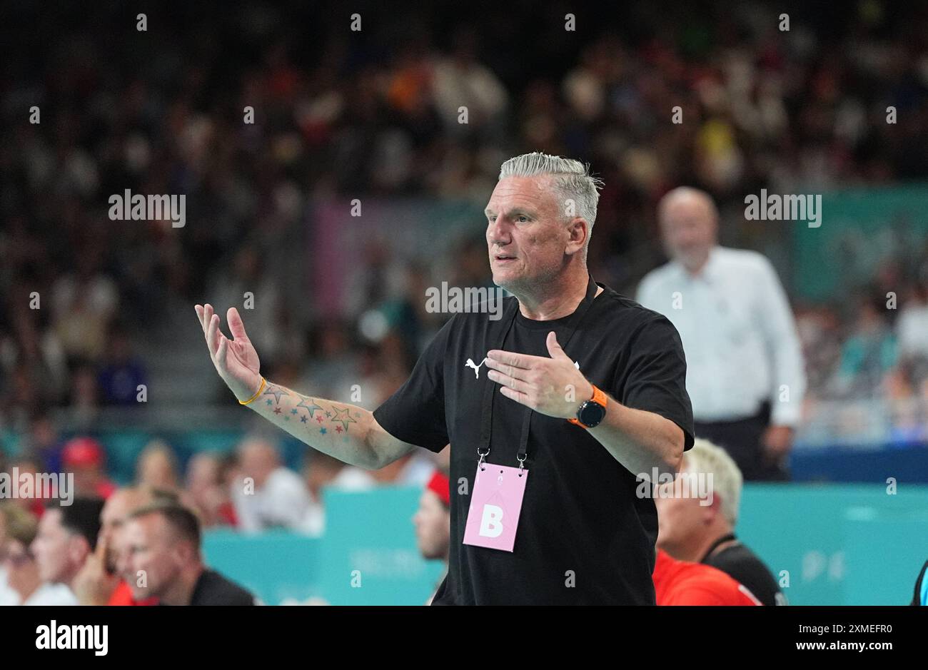 Paris South Arena, Paris, France. 27th July, 2024. Nikolaj Jacobsen (Denmark) gestures during a Olympic Handball - Group A game, Denmark and France, at Paris South Arena, Paris, France. Ulrik Pedersen/CSM/Alamy Live News Stock Photo