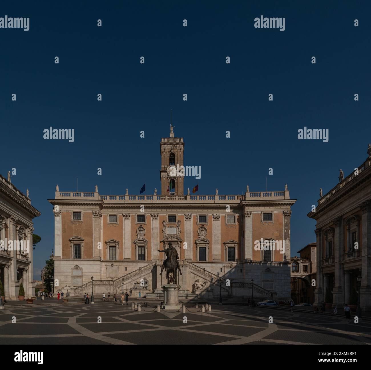 Piazza del Campidoglio with the facade of the Palazzo Senatorio and the ...