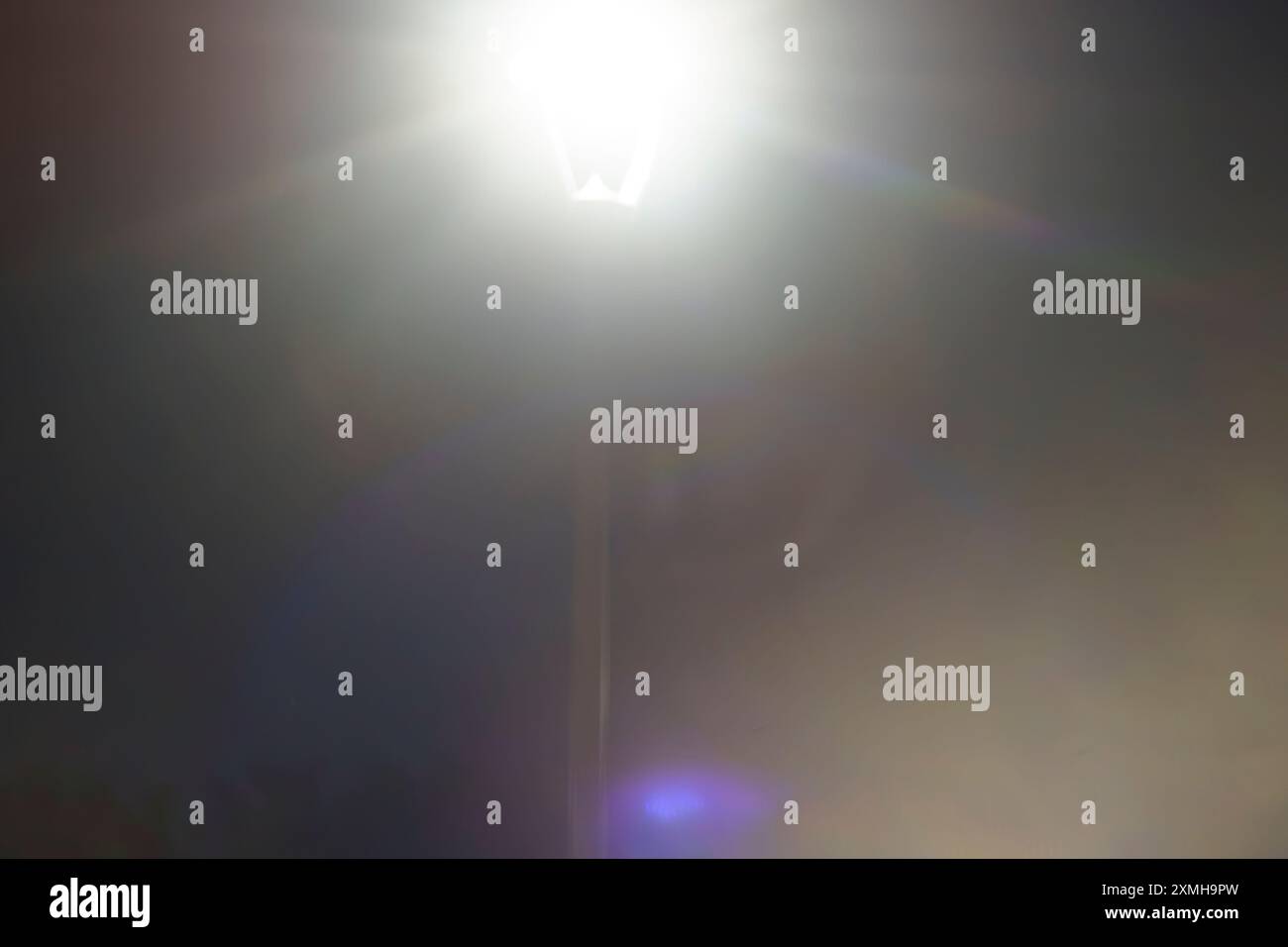 Light through the fog hi-res stock photography and images - Alamy