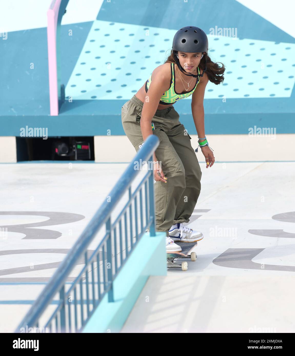 Paris, France. 28th July, 2024. Brazil's Rayssa Leal performs in the
