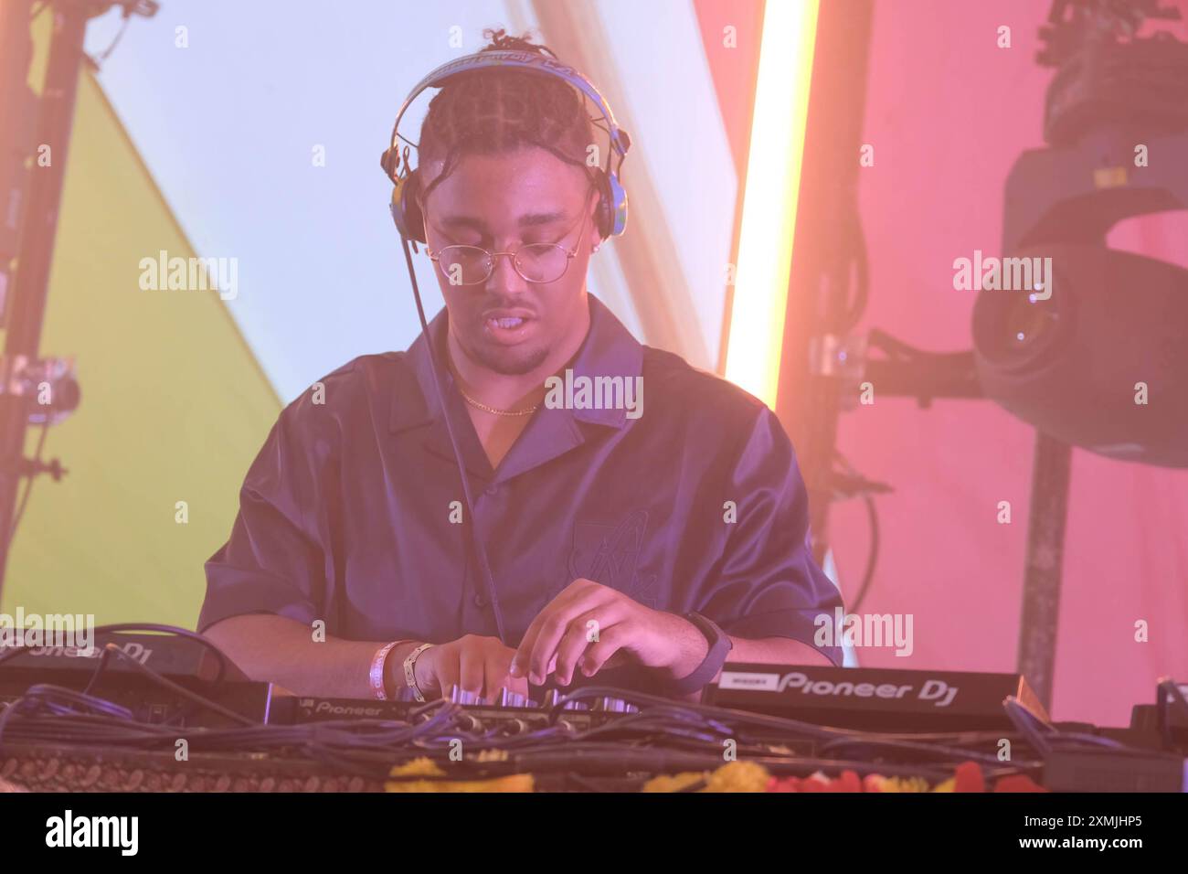 British DJ Aidan Hammond, son of TV presenter Alison Hammond ...