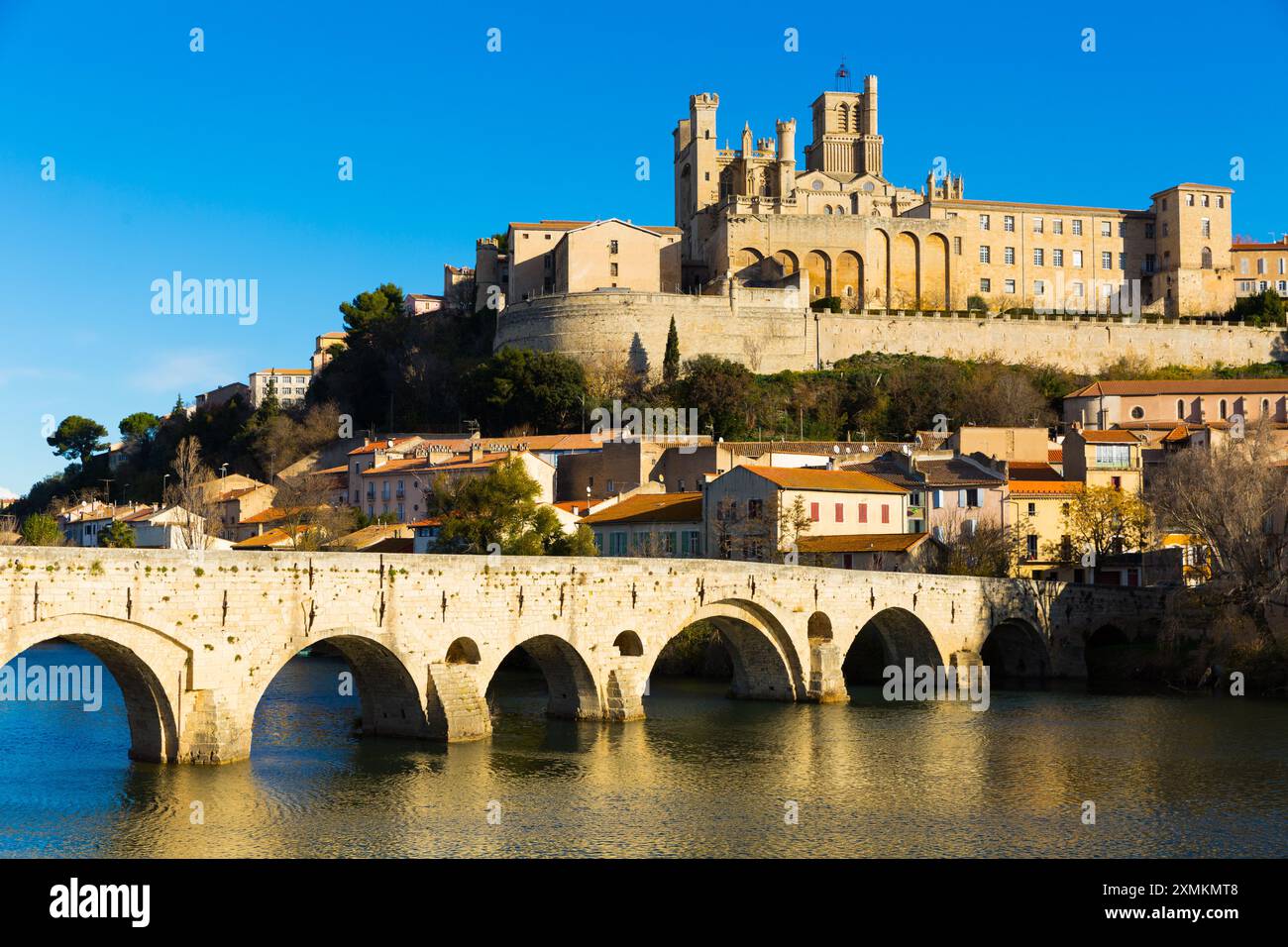 Cathedral of Saint Nazaire and Old Bridge, Beziers Stock Photo - Alamy