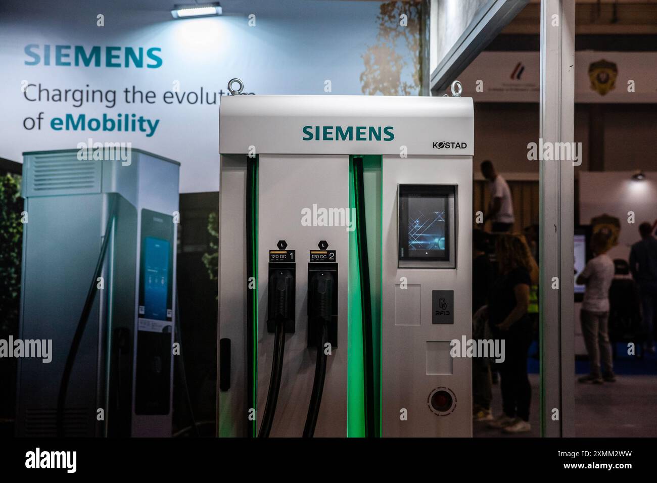 Siemens energy company logo hi-res stock photography and images - Alamy