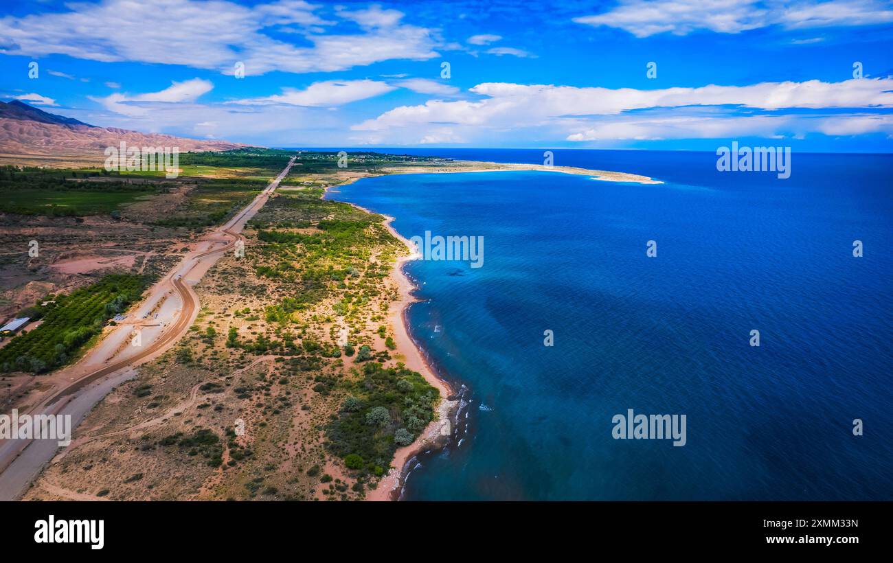 Panoramic lake landscape hi-res stock photography and images - Alamy