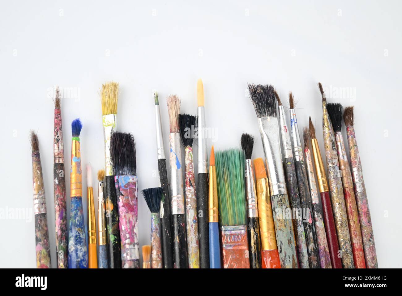 Multiple brushes with paint hi-res stock photography and images - Alamy