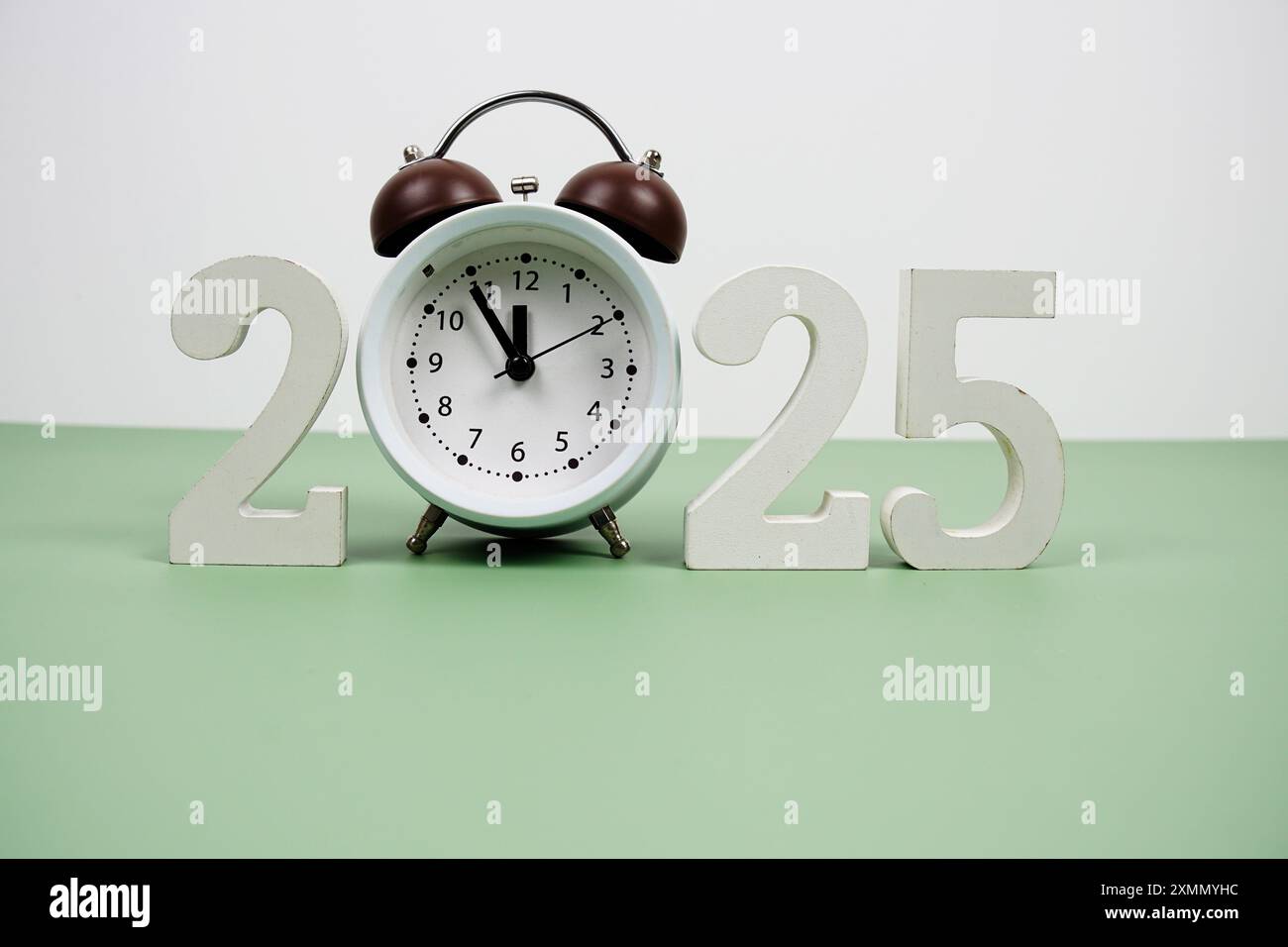 Happy New Year 2025 And Alarm Clock On Green Background Stock Photo Alamy Happy New Year 2025 And Alarm Clock On Green Background Stock Photo Alamy