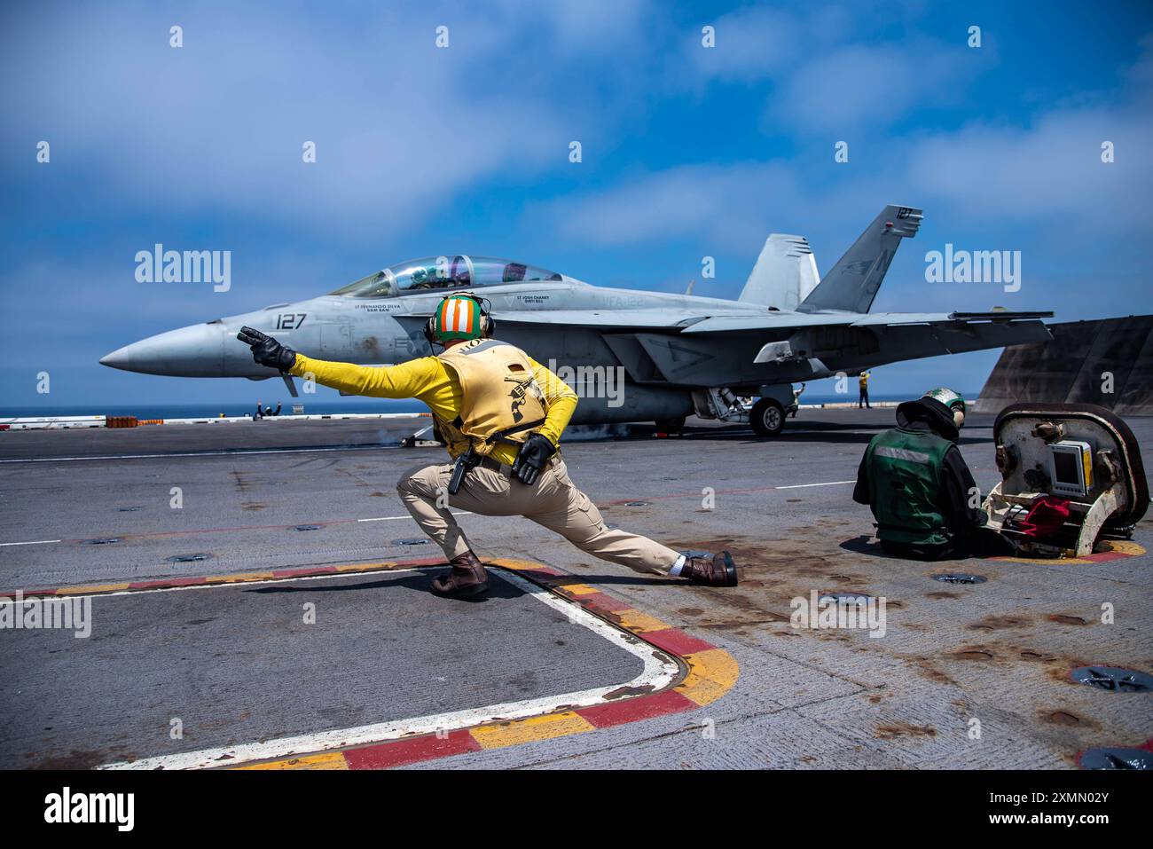 Strike fighter squadron 122 hi-res stock photography and images  display picture 1