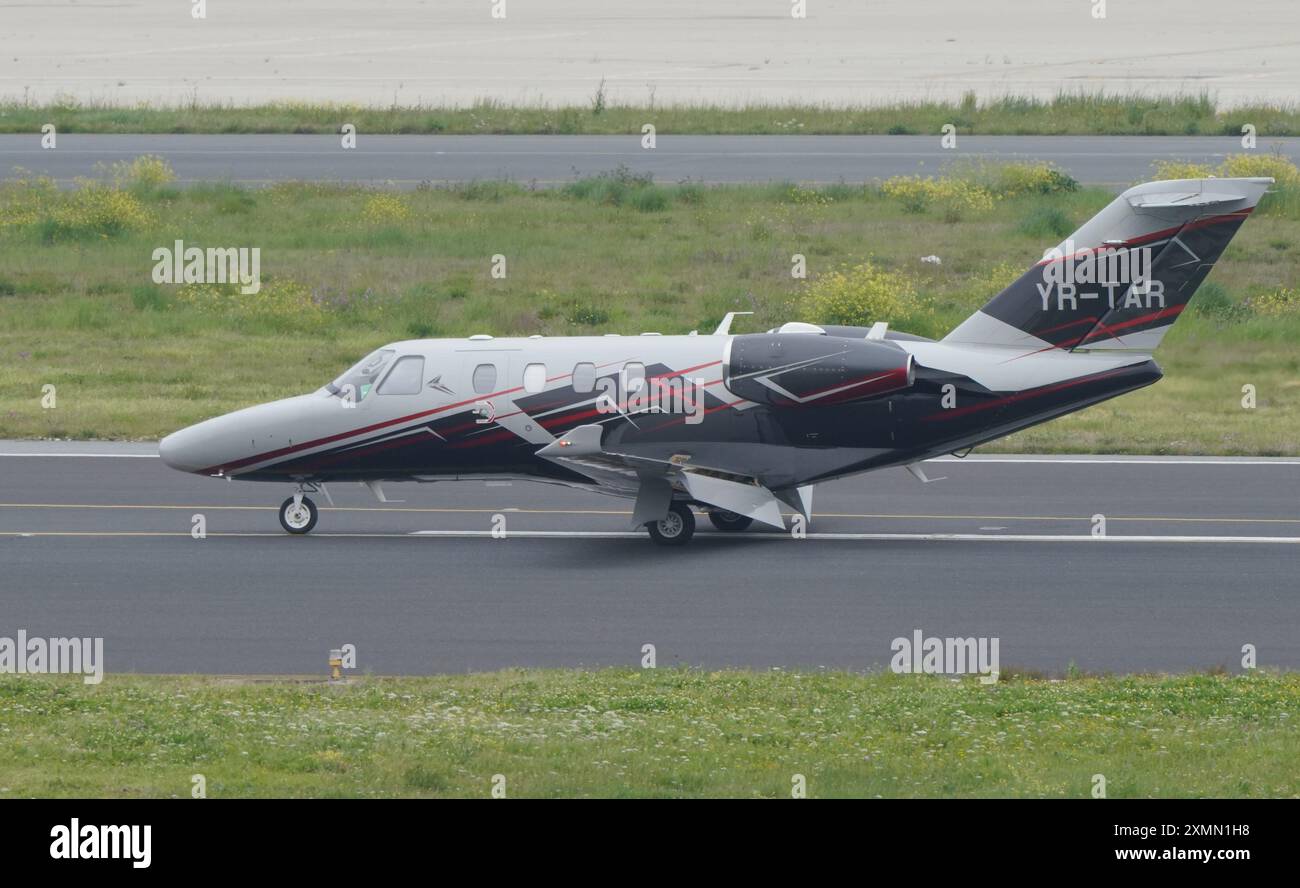 Citation m2 aircraft hi-res stock photography and images - Alamy