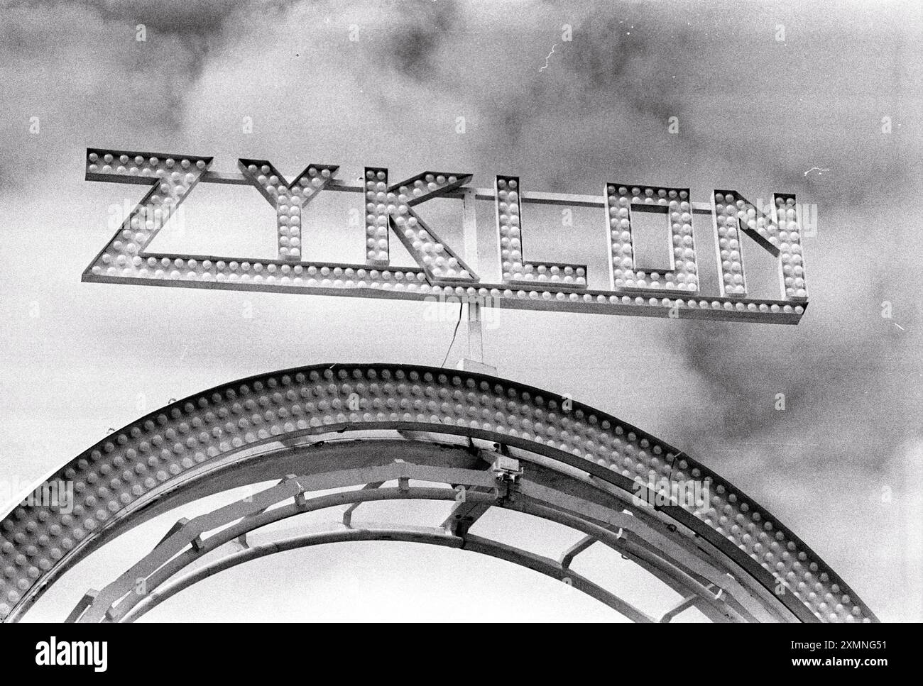 Zyklon Ride Roger bamber 8 hi-res stock photography and images - Alamy