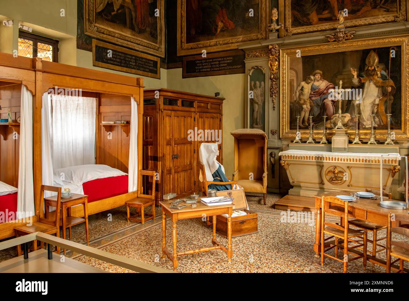 Inside Hotel Dieu des Hospices, Beaune, Bourgogne, France Stock Photo
