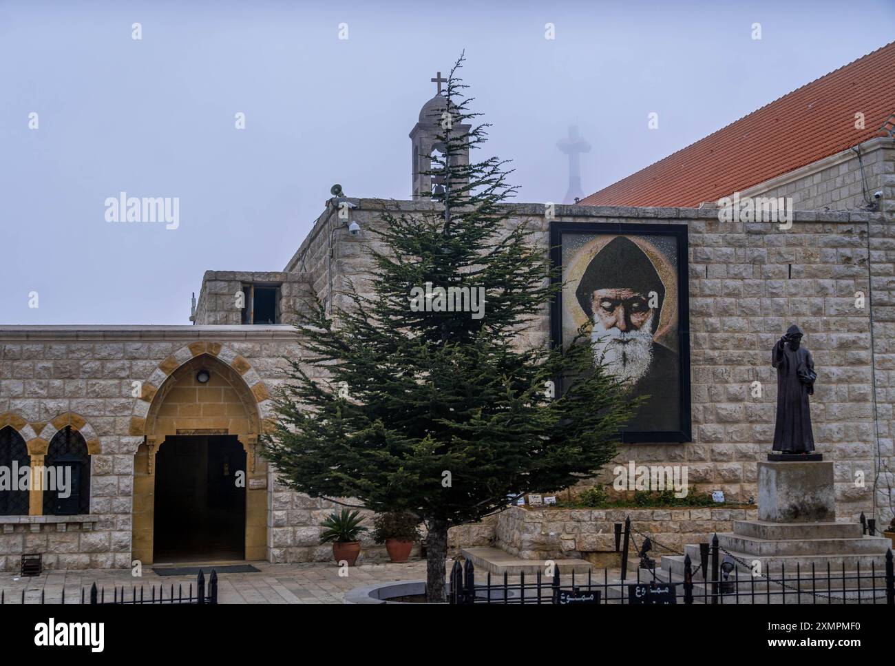 Saint charbel lebanon annaya hi-res stock photography and images ..., حجم الصورة 1300x967